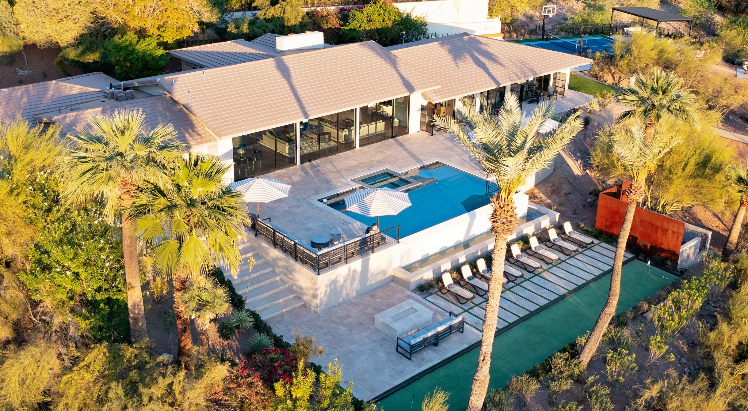 The Harlow #120