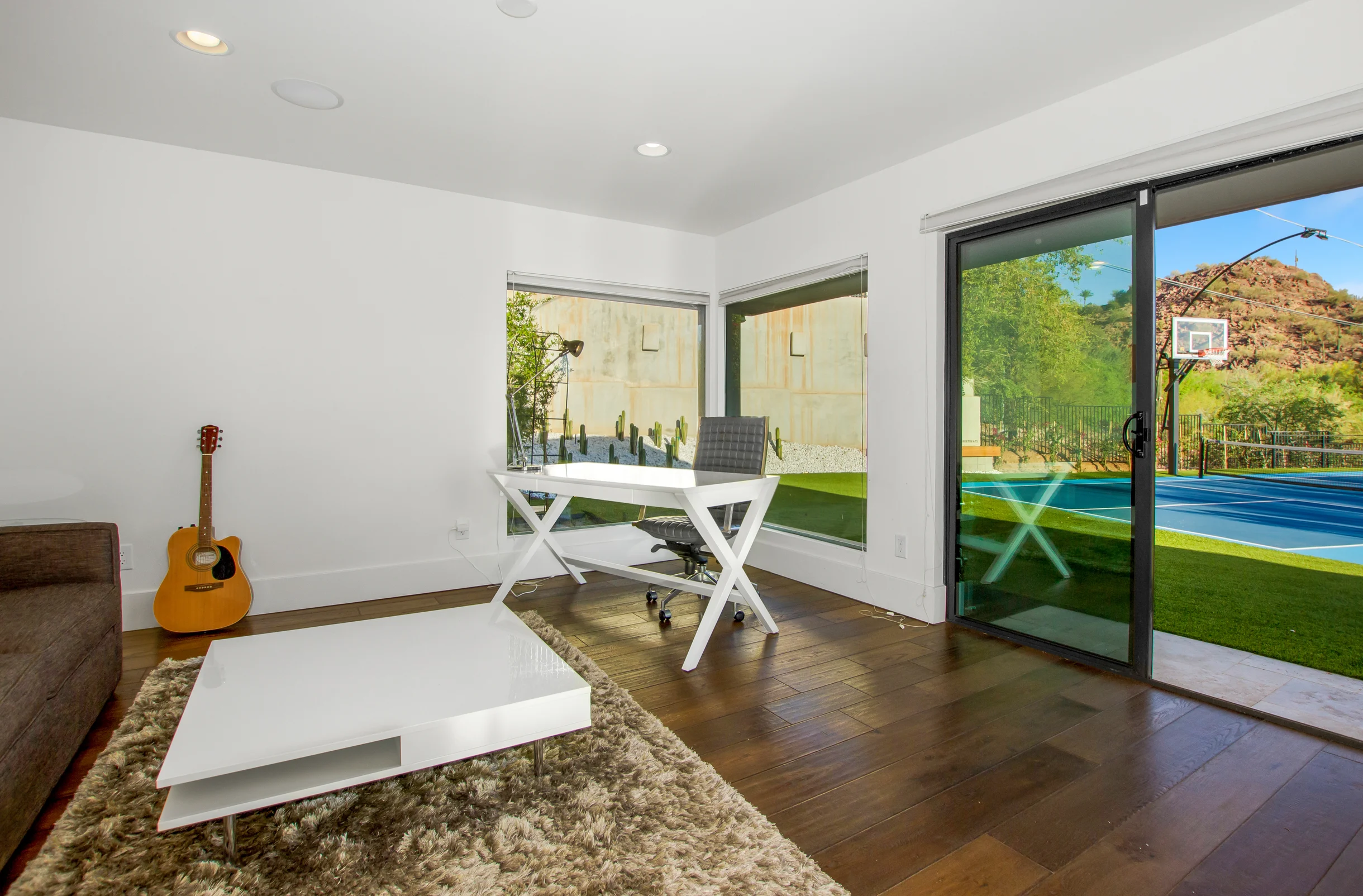 The Harlow #167