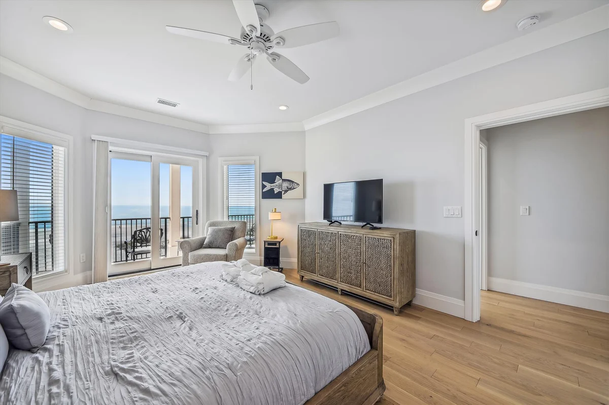 10 Collier Beach Road #107
