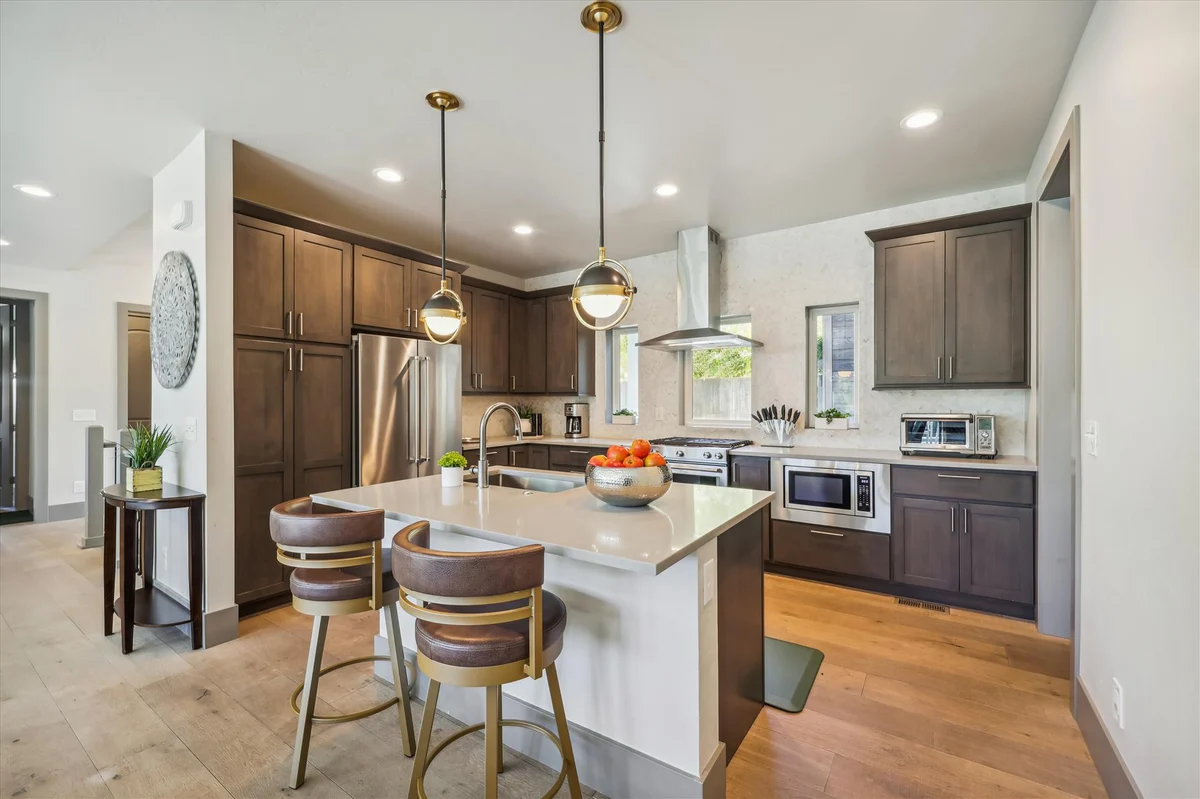 Golden Fox House #52