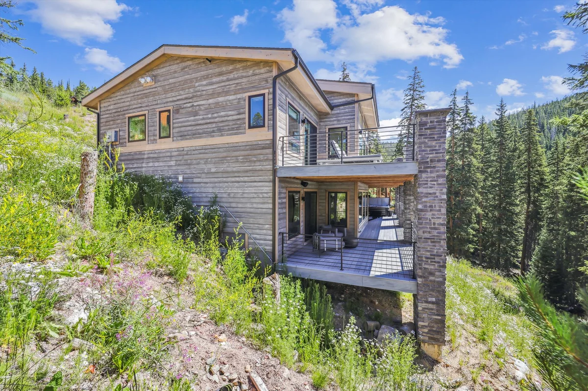 Golden Fox House #61