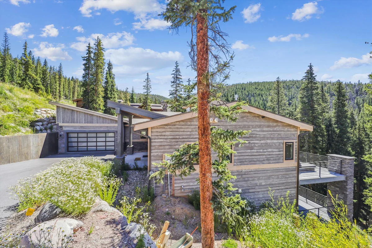 Golden Fox House #100