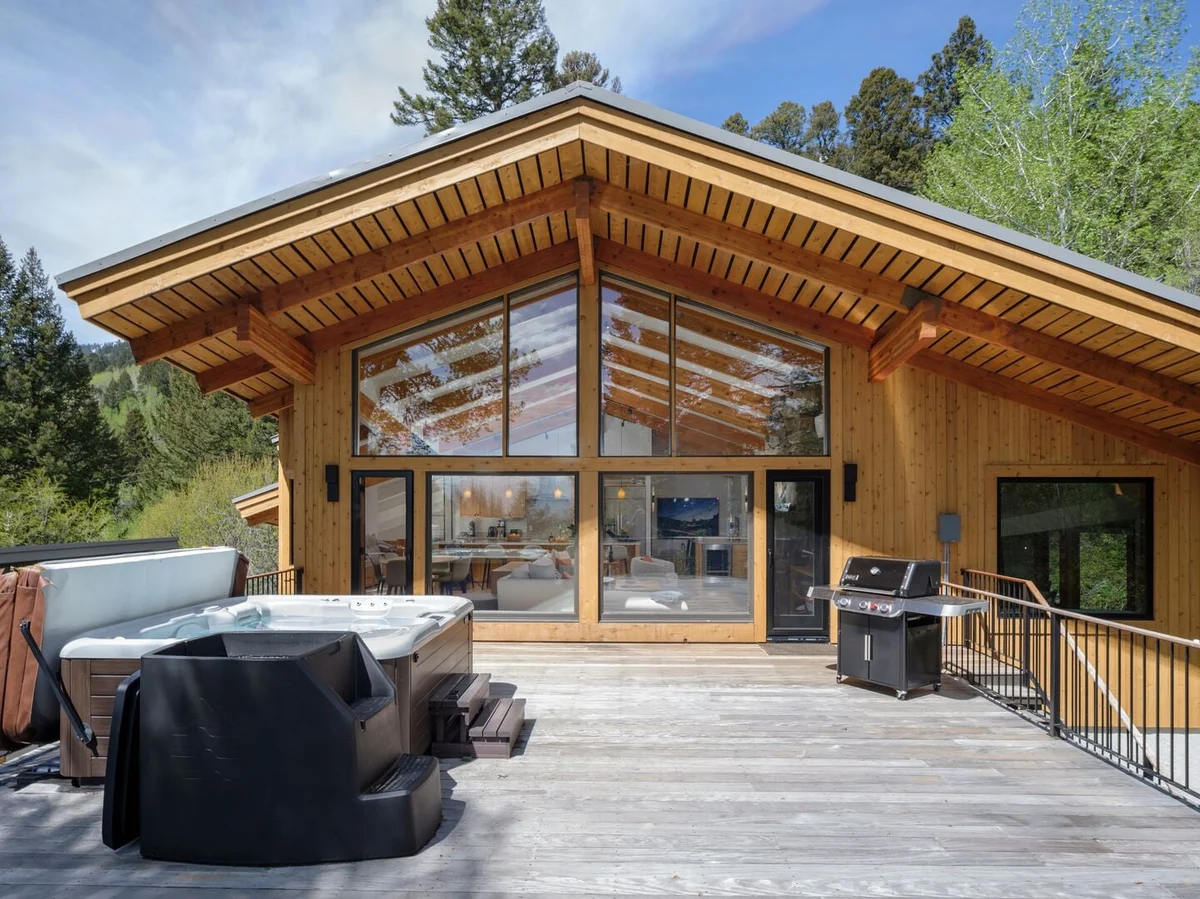 Summit Chalet #43