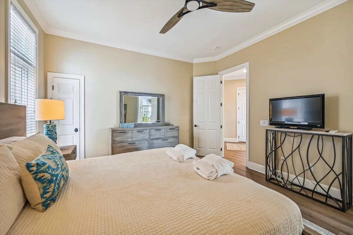 4 Collier Beach Road #60