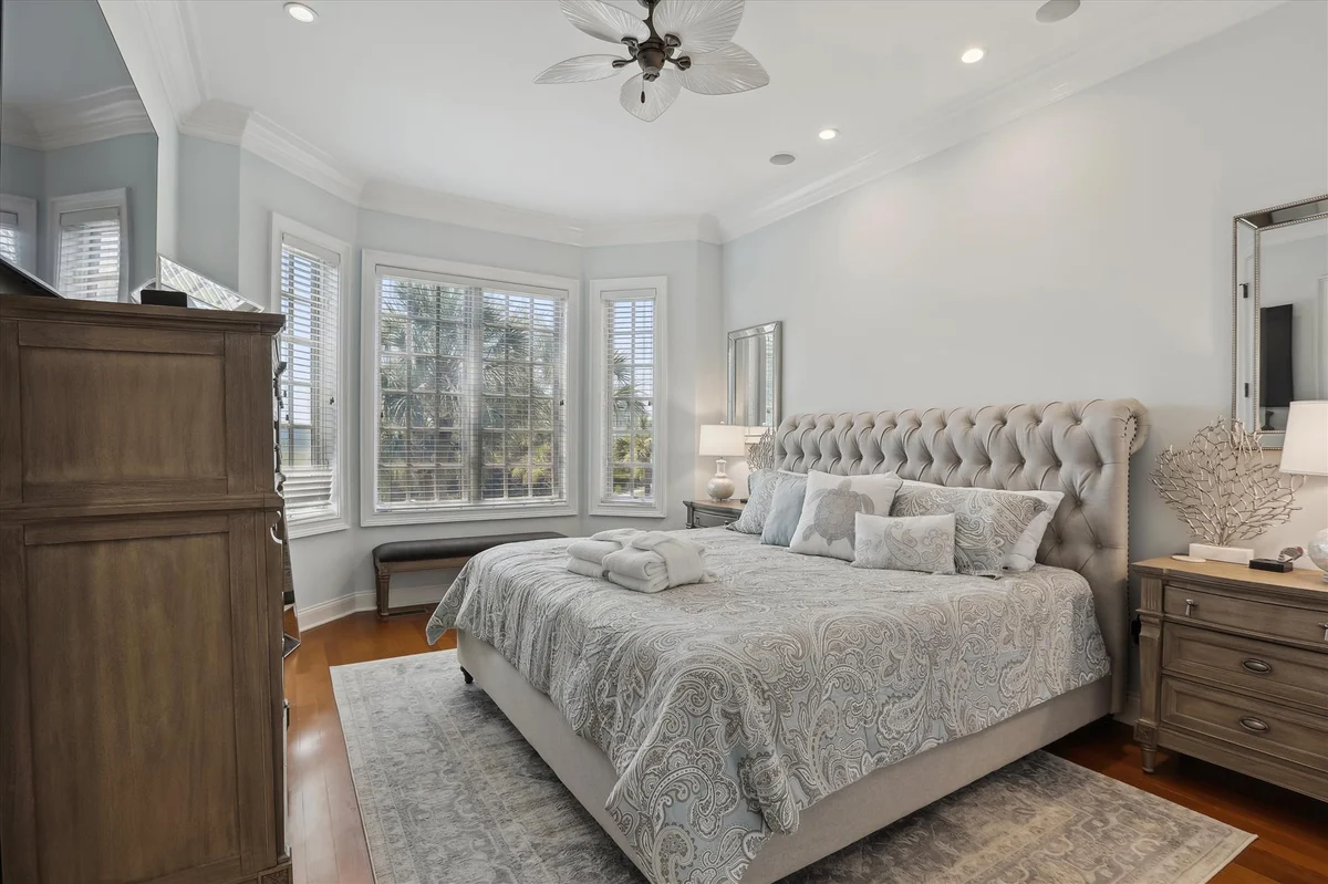 7 Singleton Beach Place #89