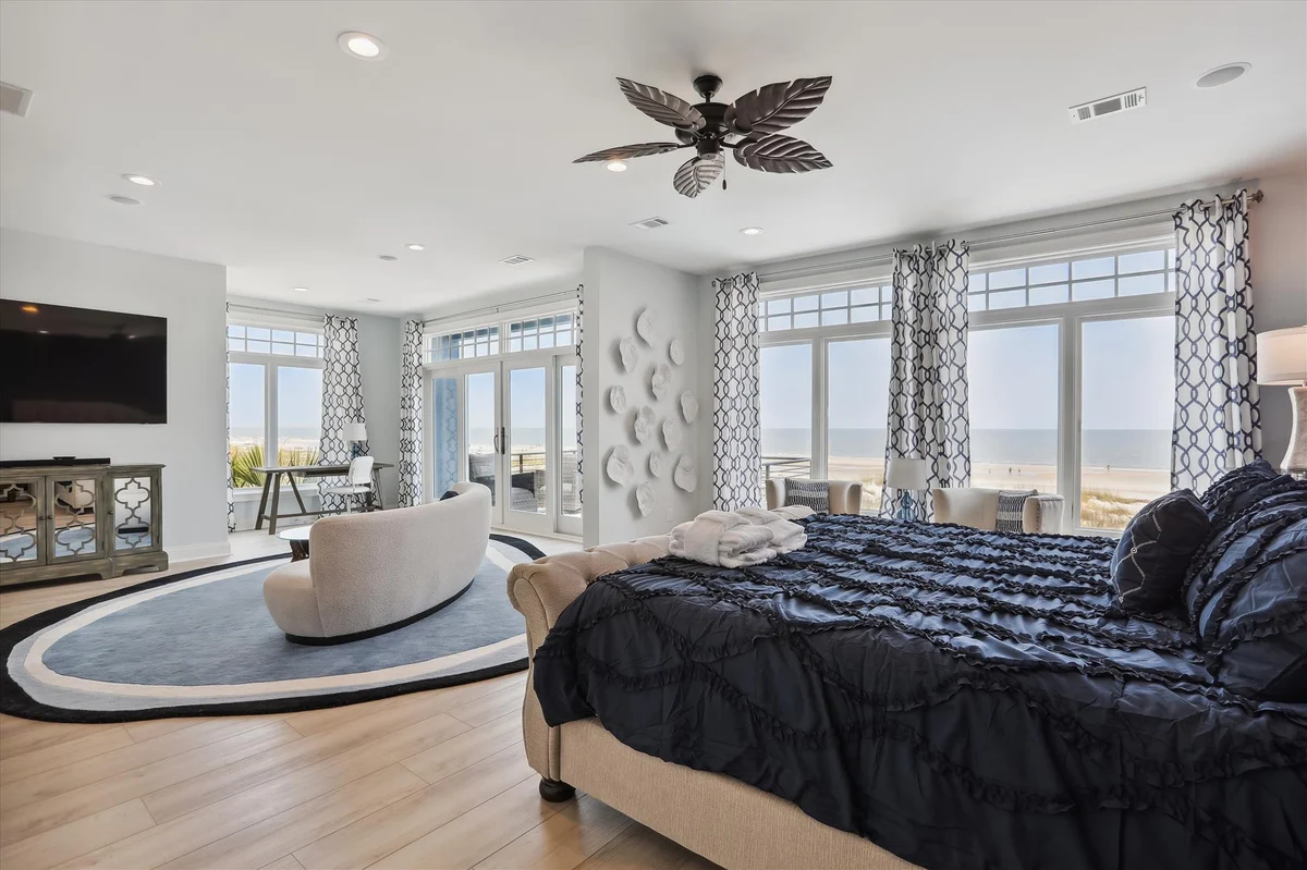 7 Singleton Beach Place #84