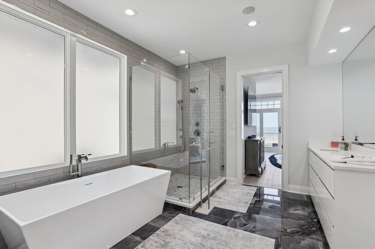 7 Singleton Beach Place #114