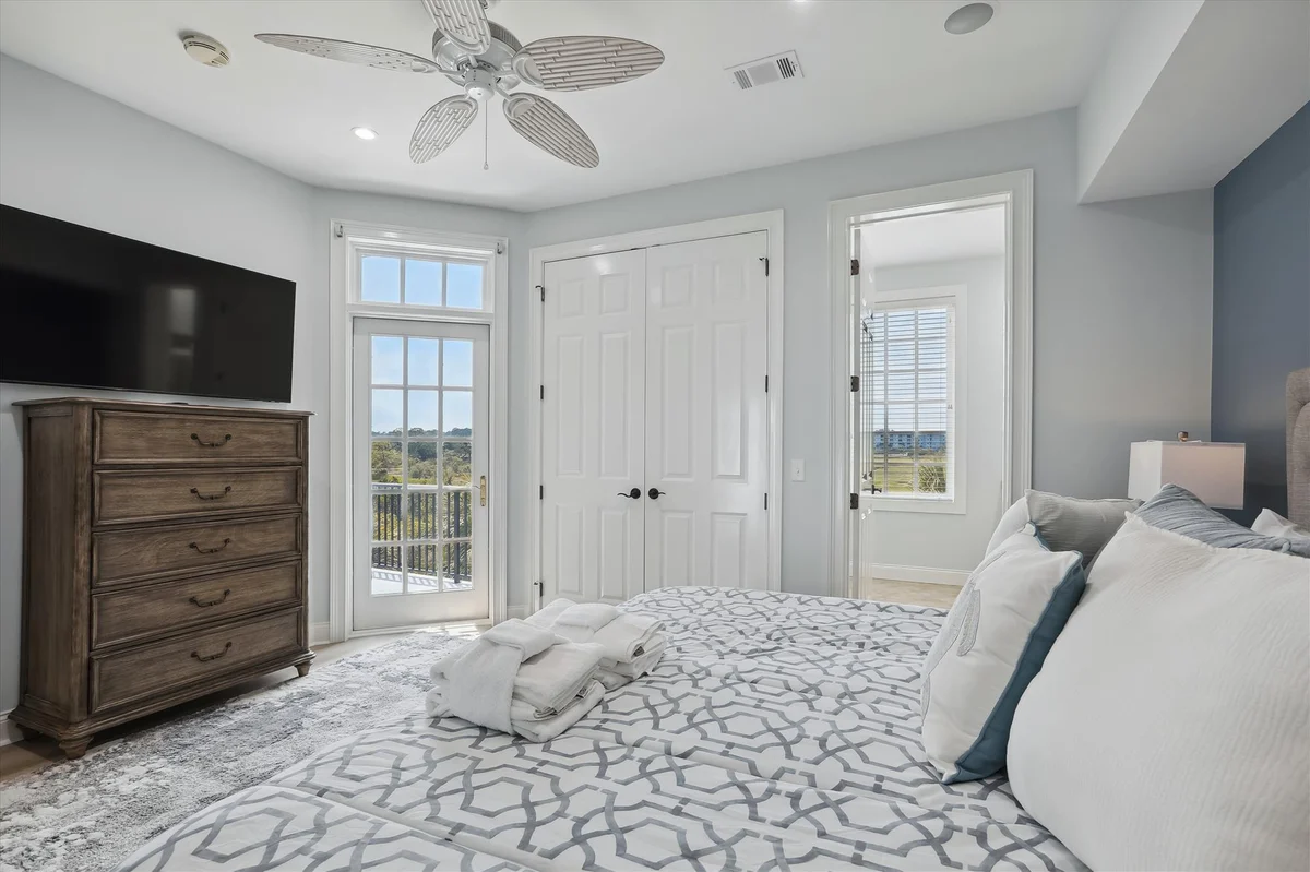 7 Singleton Beach Place #112