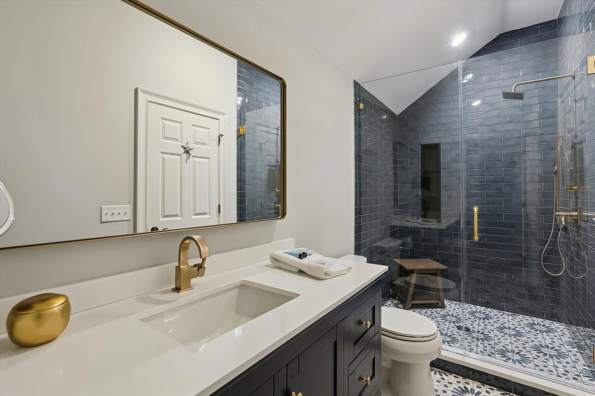 7 Singleton Beach Place #109