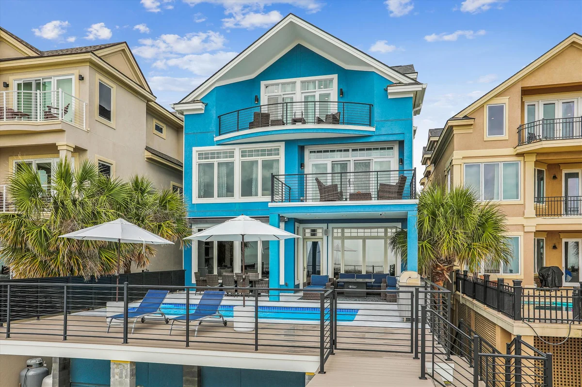 7 Singleton Beach Place #108