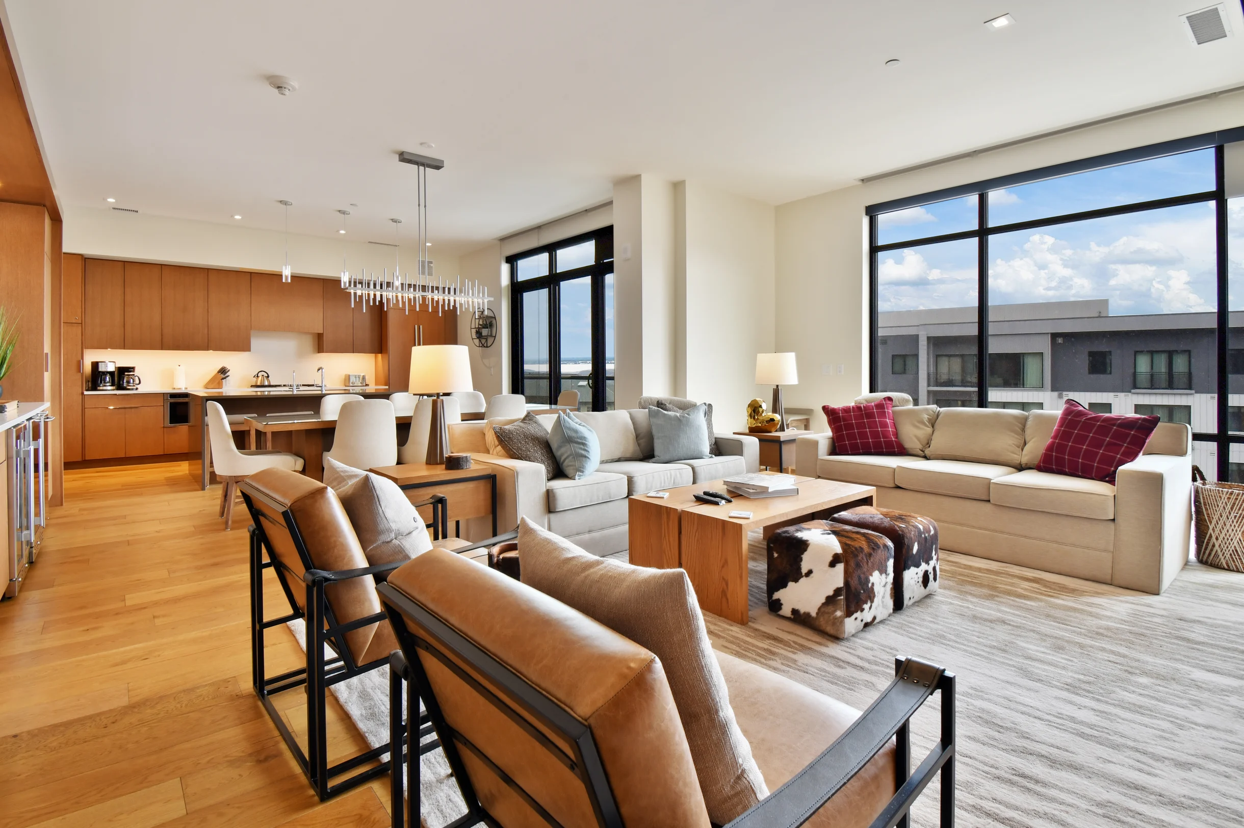 Lift Penthouse 602 #73