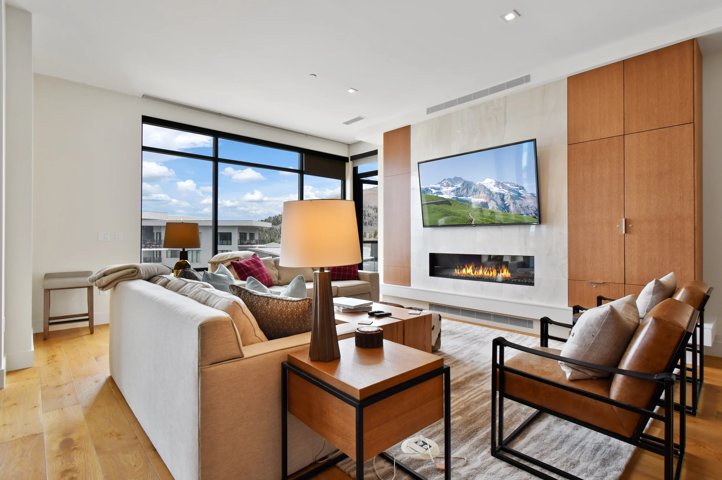 Lift Penthouse 602 #71