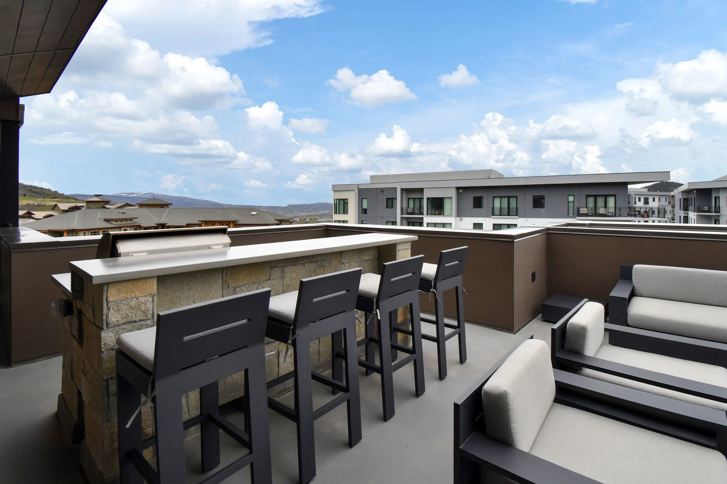 Lift Penthouse 602 #77