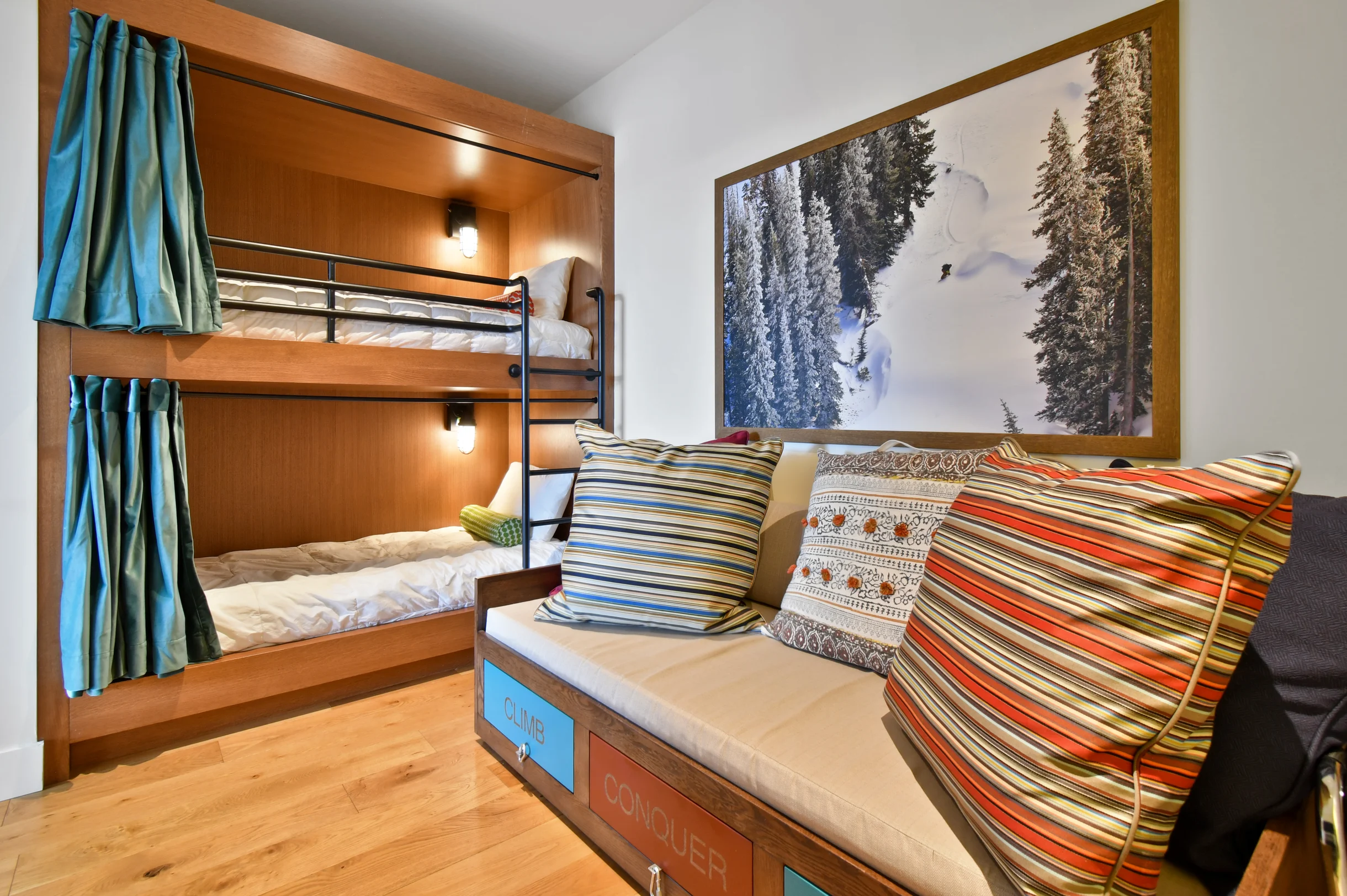 Lift Penthouse 602 #81