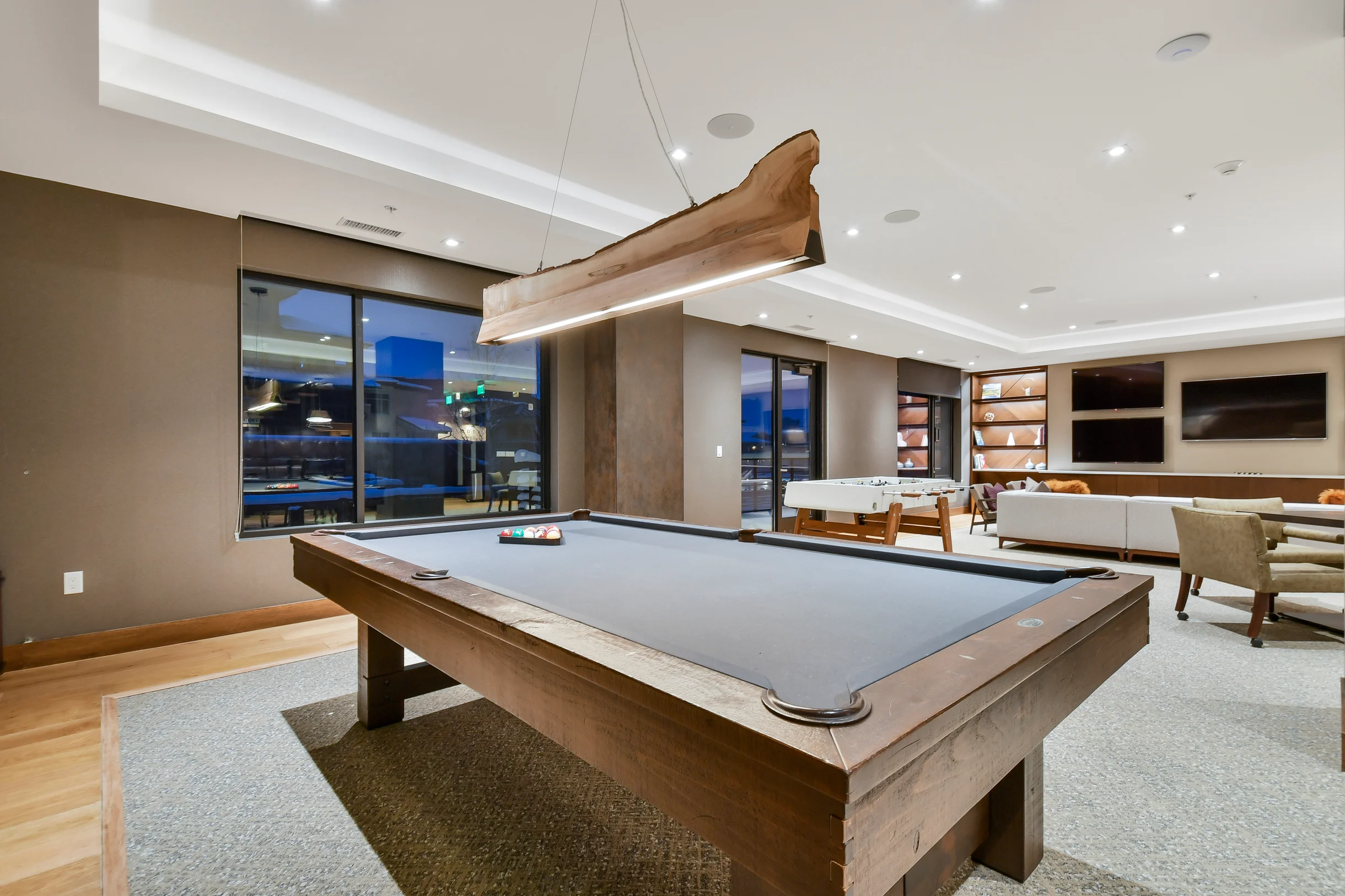 Lift Penthouse 602 #87
