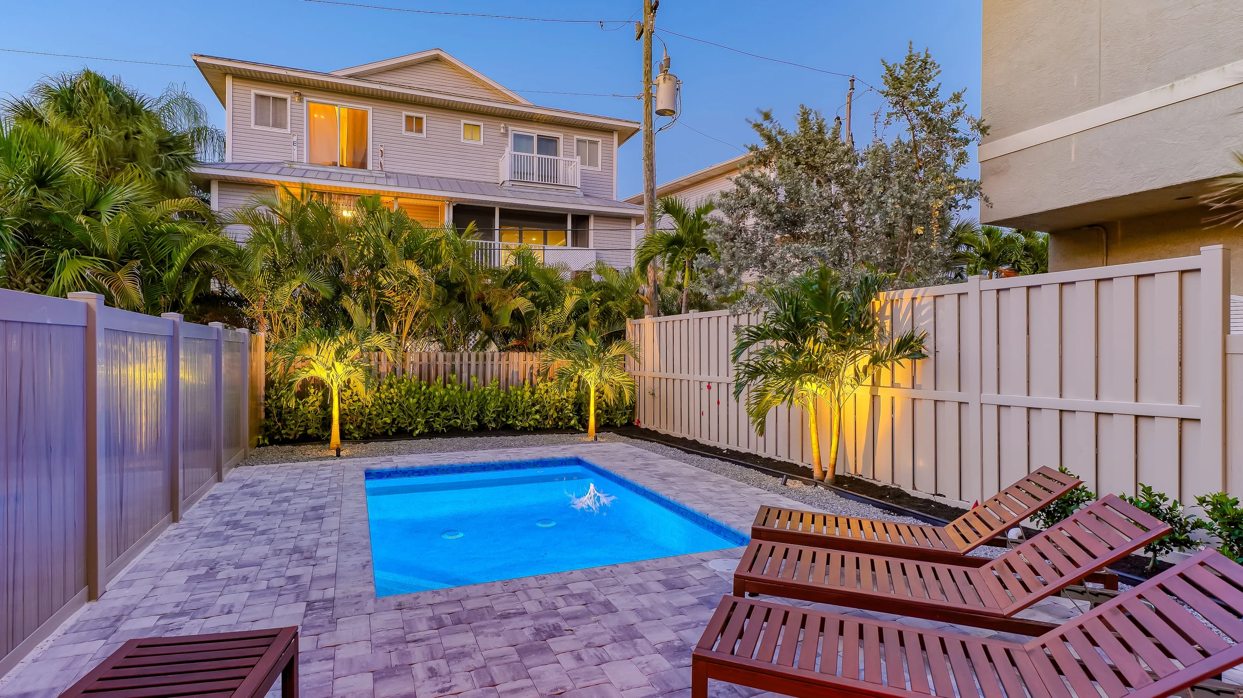 Silver Shore - 657B #75