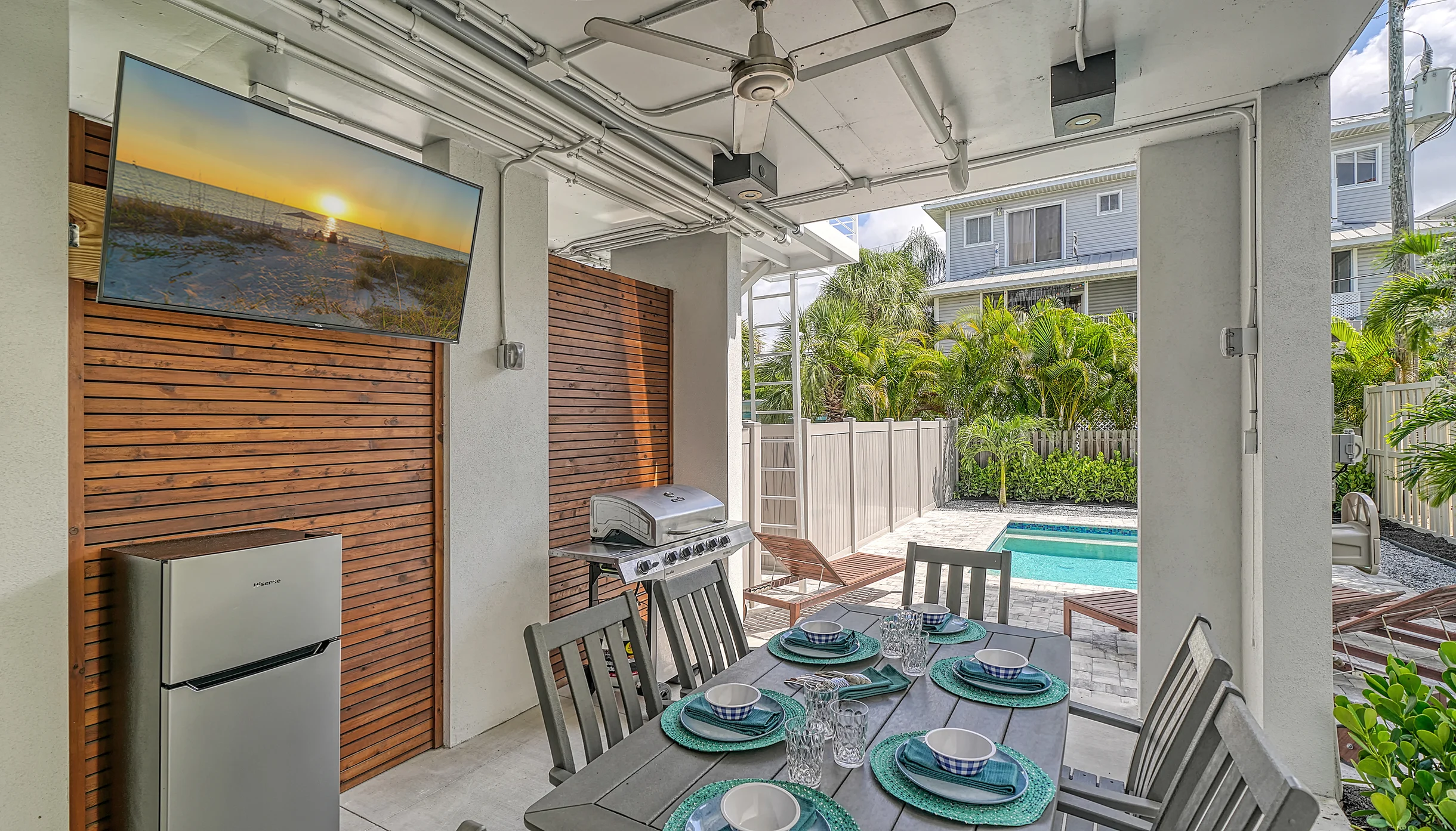 Silver Shore - 657B #77