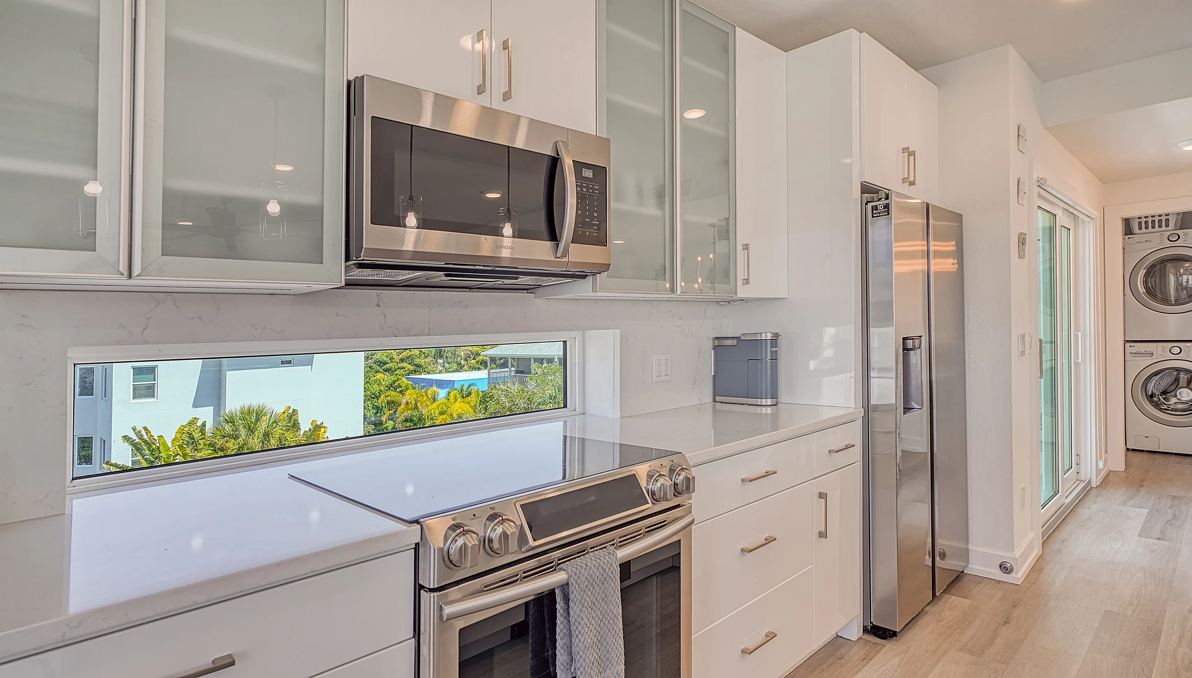 Silver Shore - 657B #83