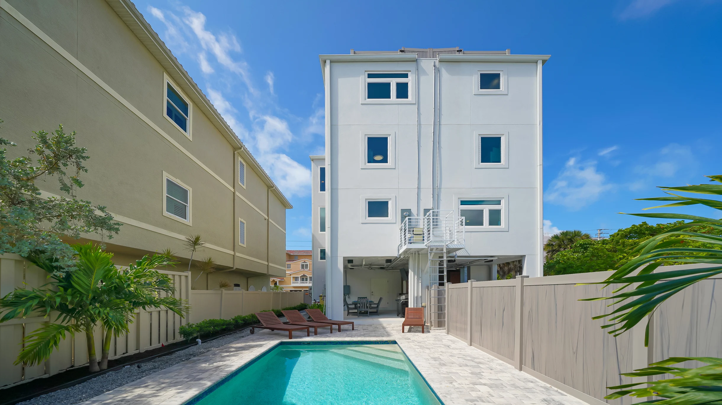Silver Shore - 657B #86