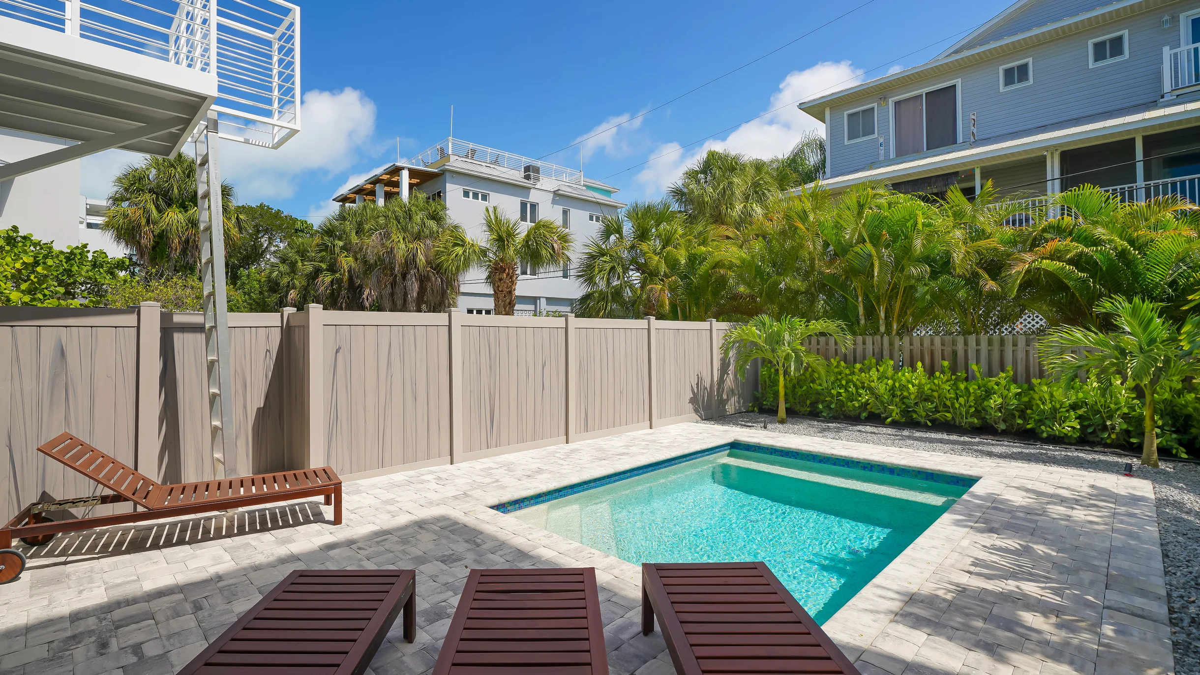 Silver Shore - 657B #125