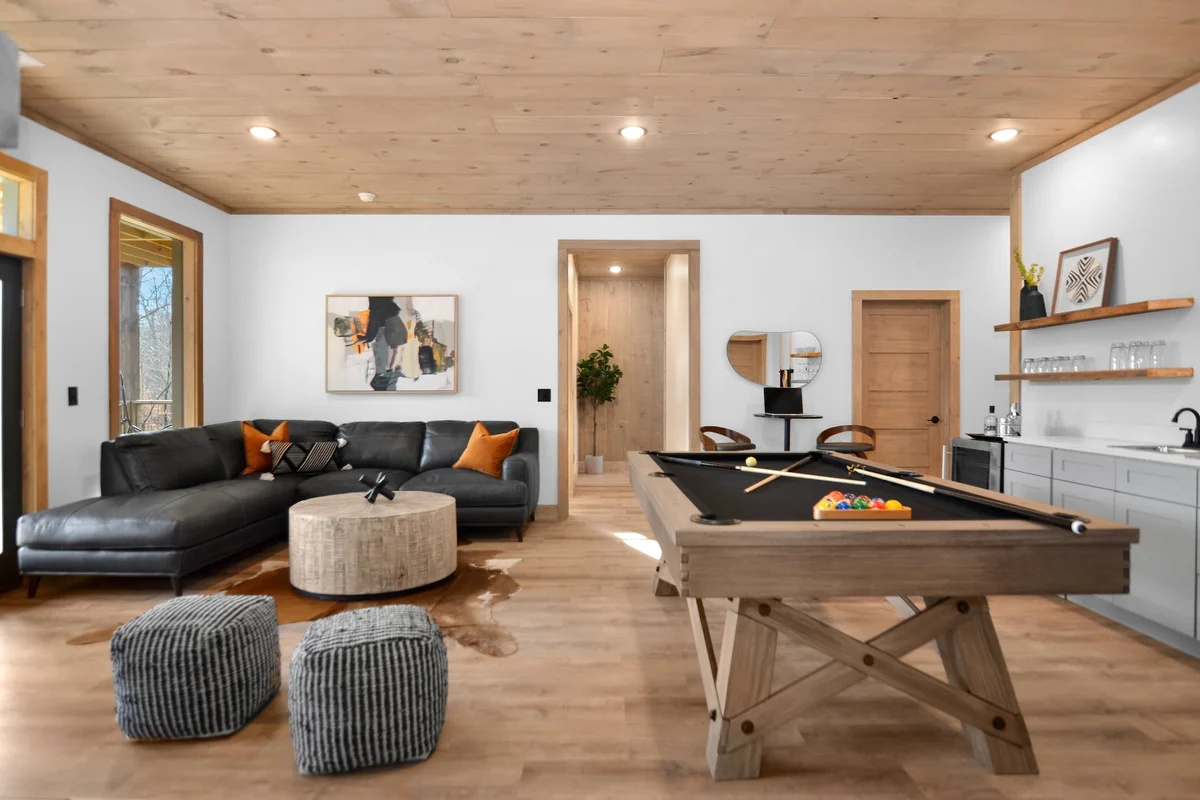 Weaver Creek Lodge #106