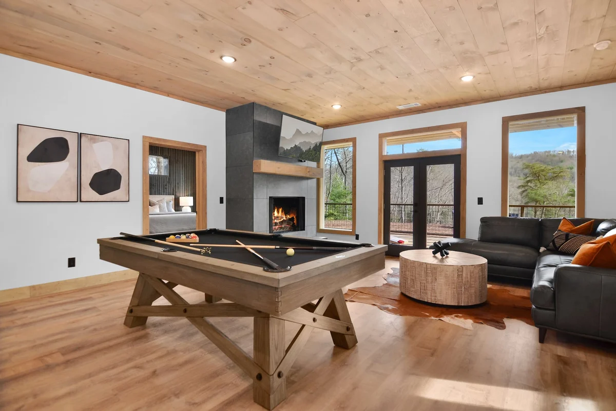 Weaver Creek Lodge #112