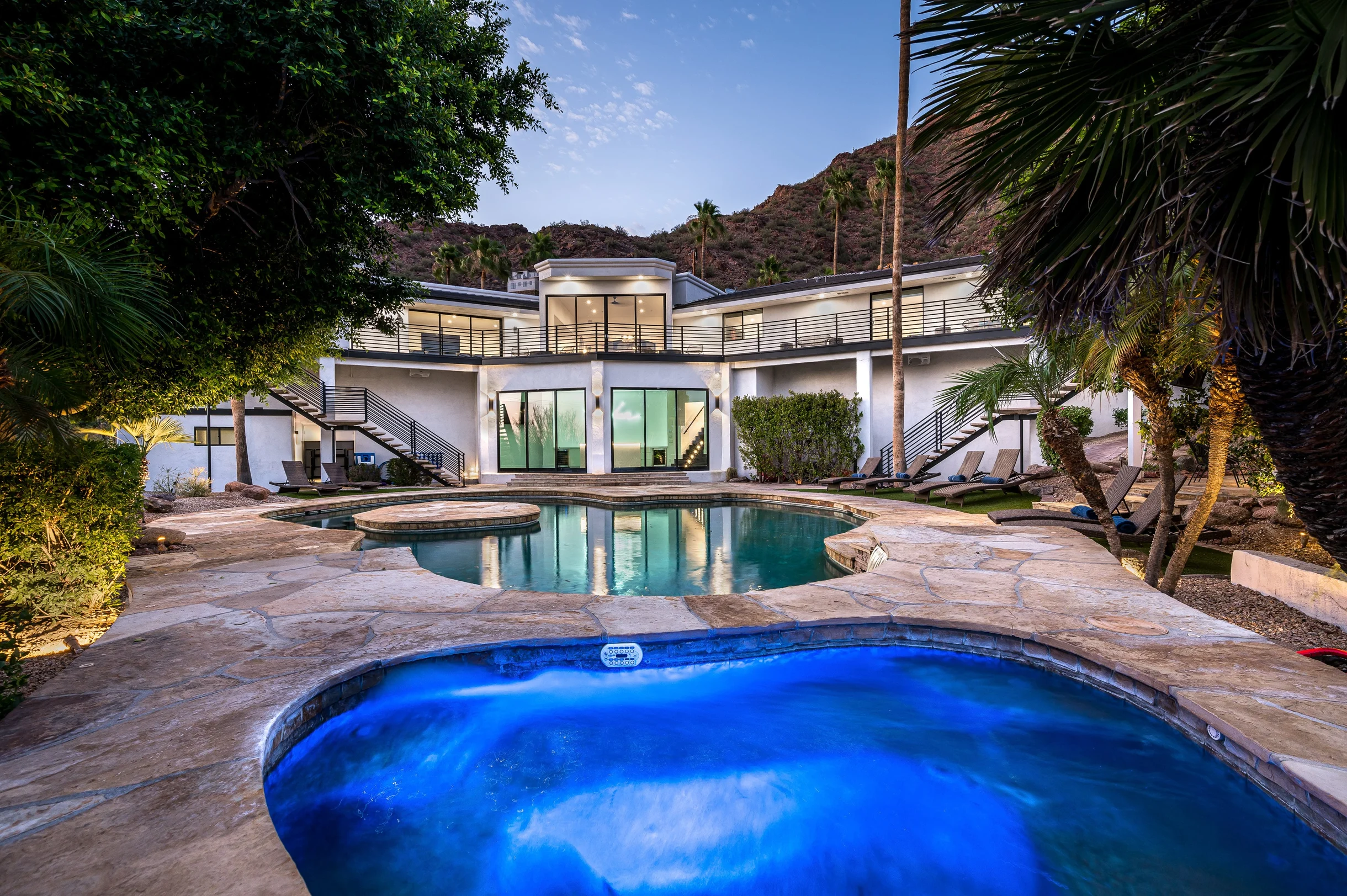 Manor on Valle Vista #169