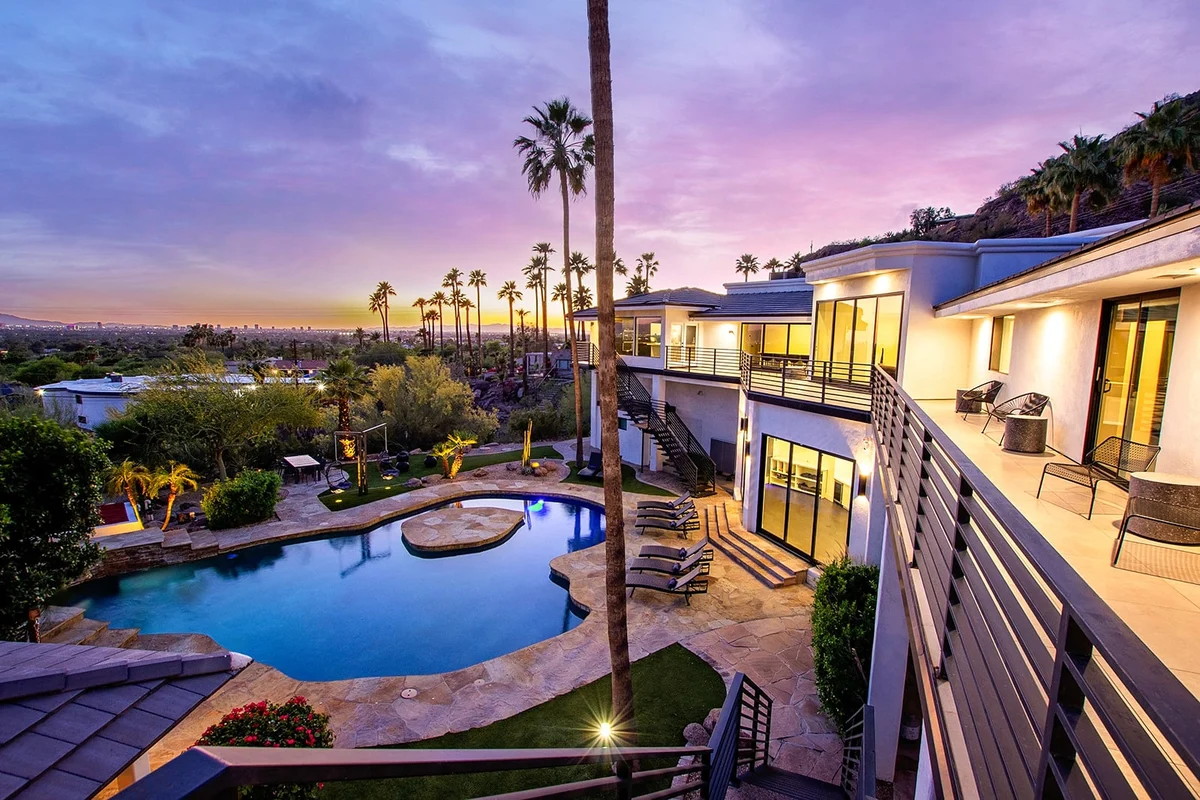 Manor on Valle Vista #182