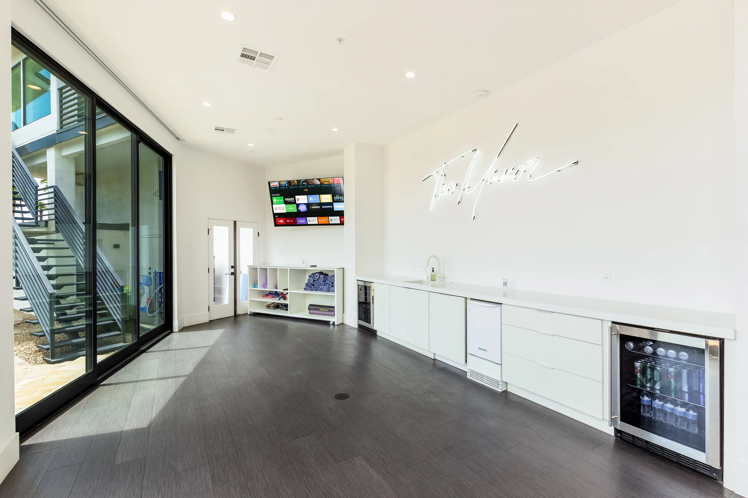 Manor on Valle Vista #211
