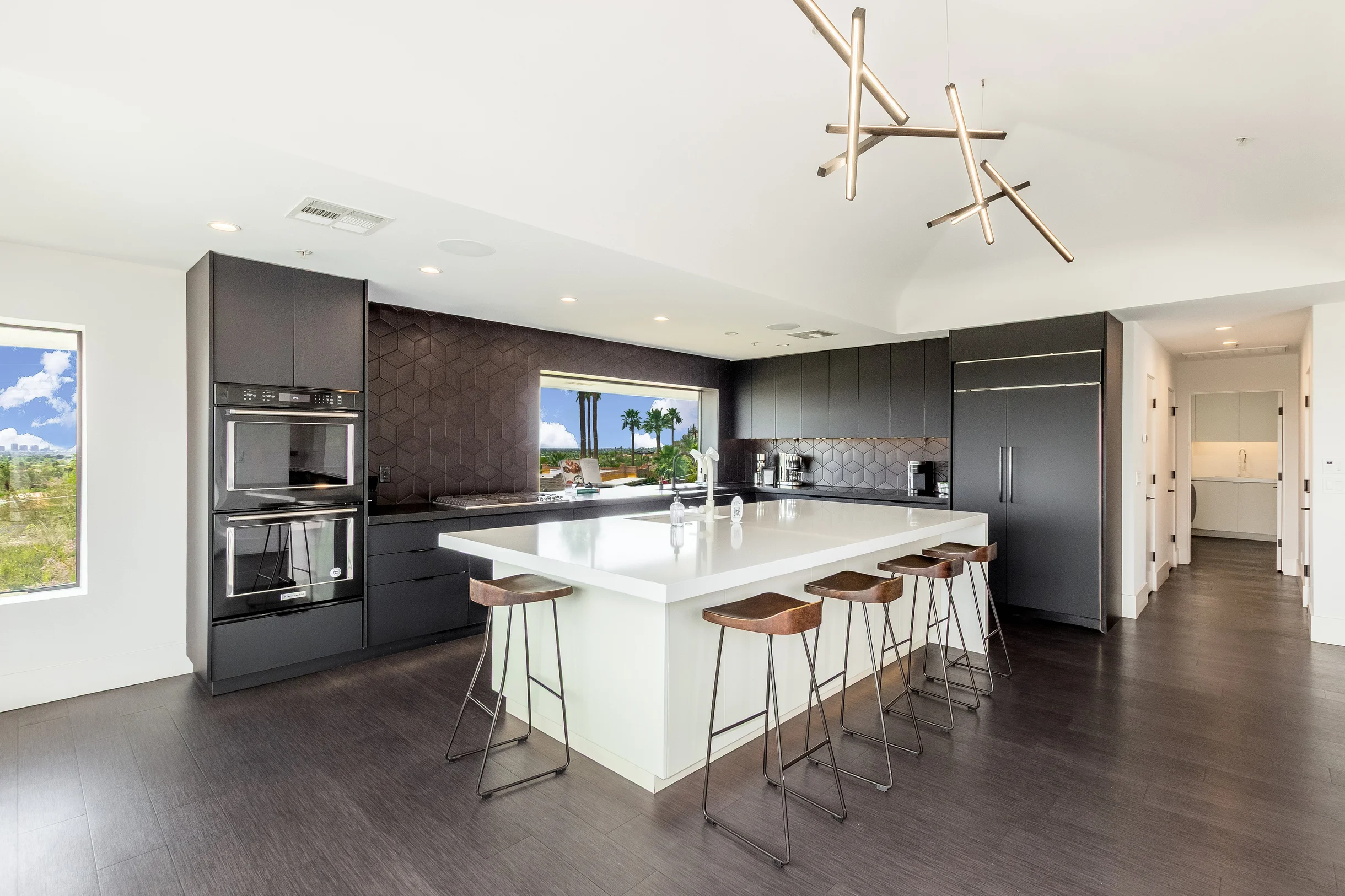 Manor on Valle Vista #171