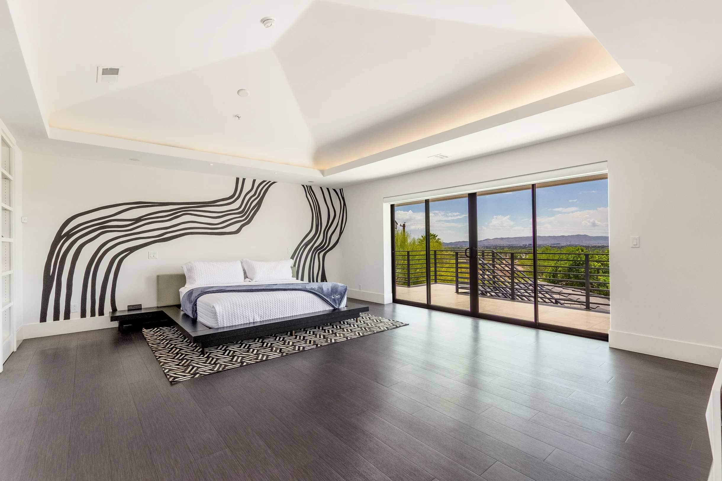 Manor on Valle Vista #194