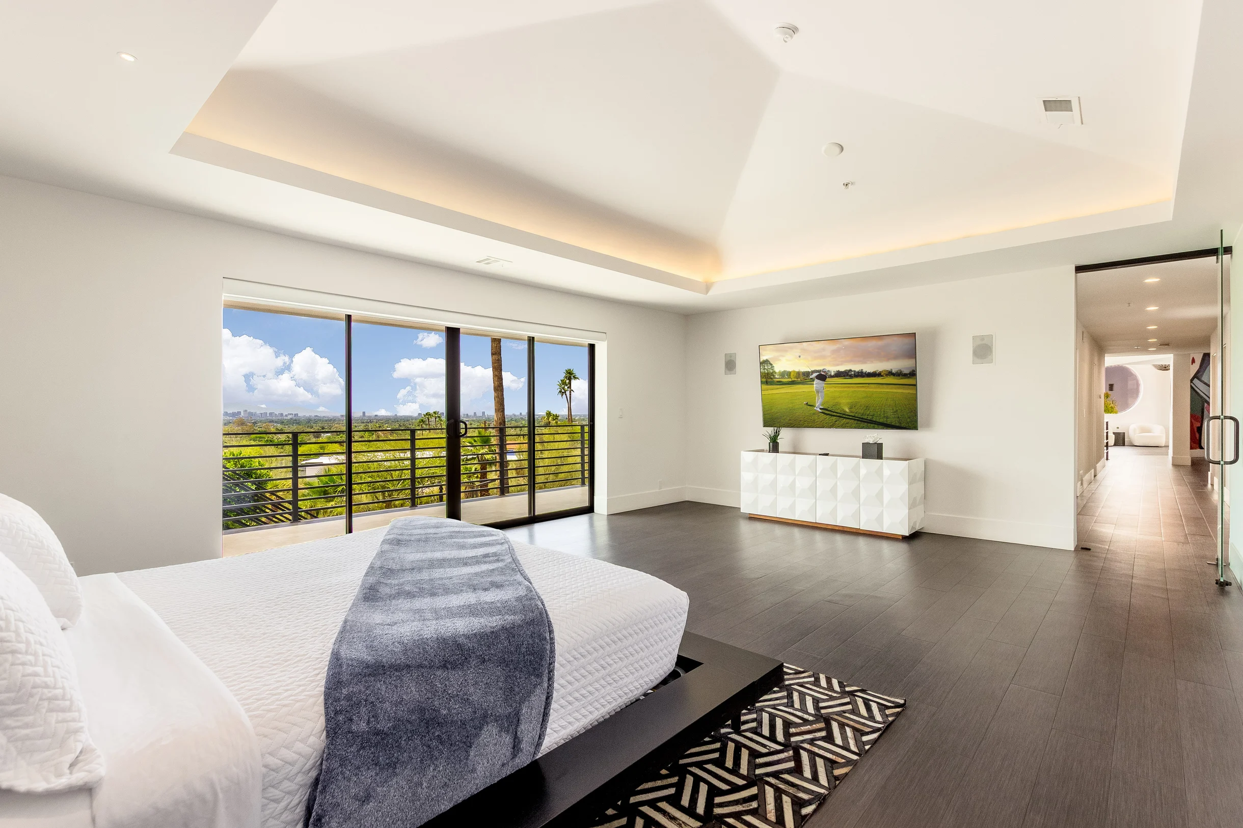 Manor on Valle Vista #174