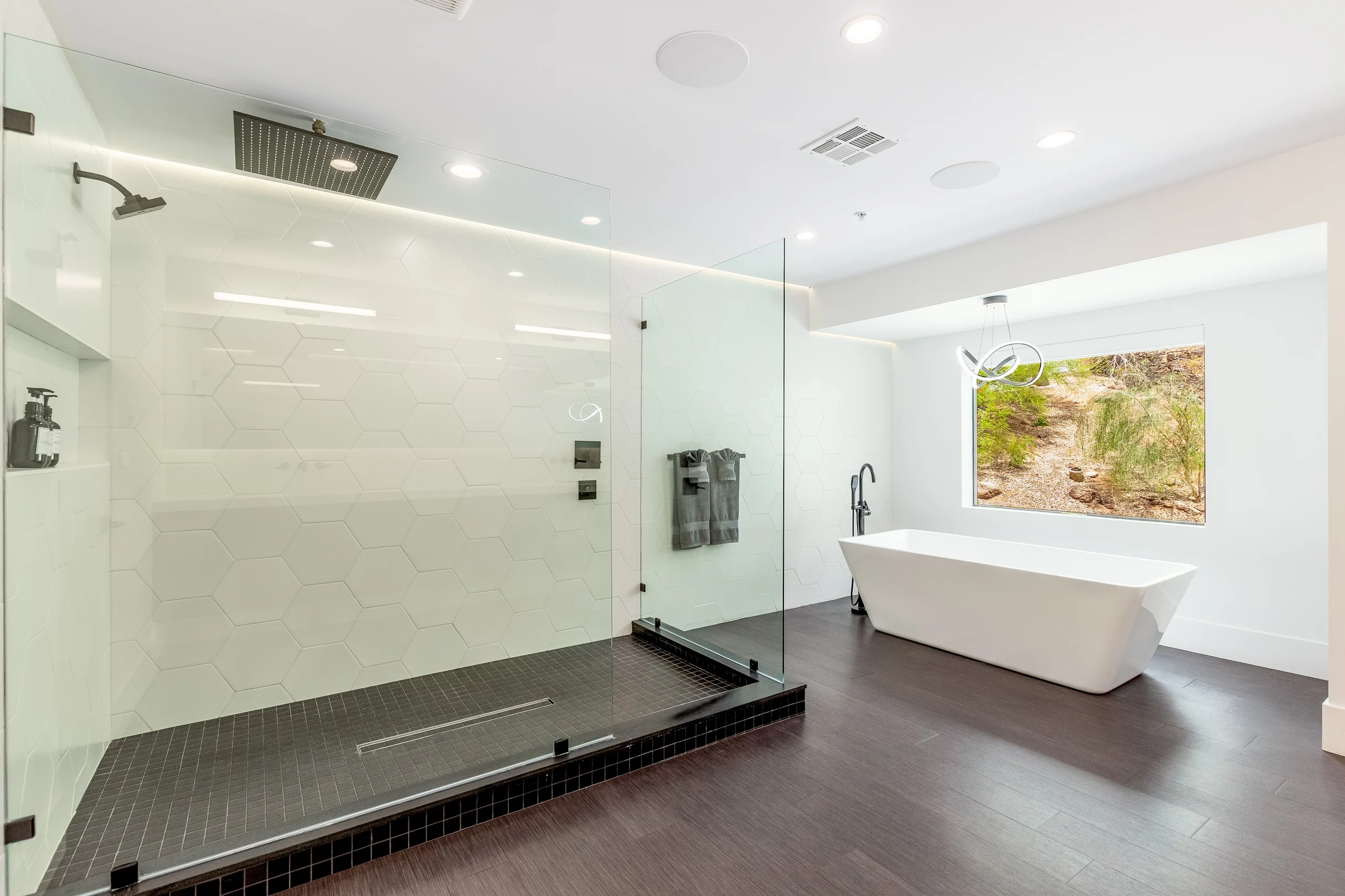 Manor on Valle Vista #189