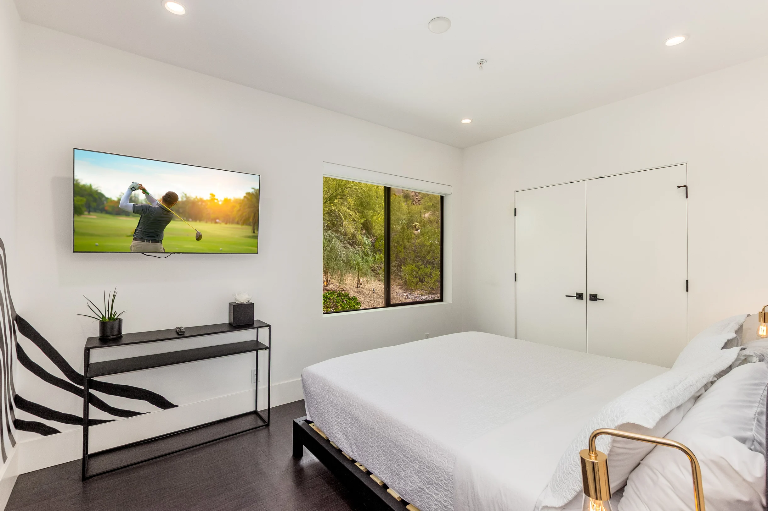 Manor on Valle Vista #153