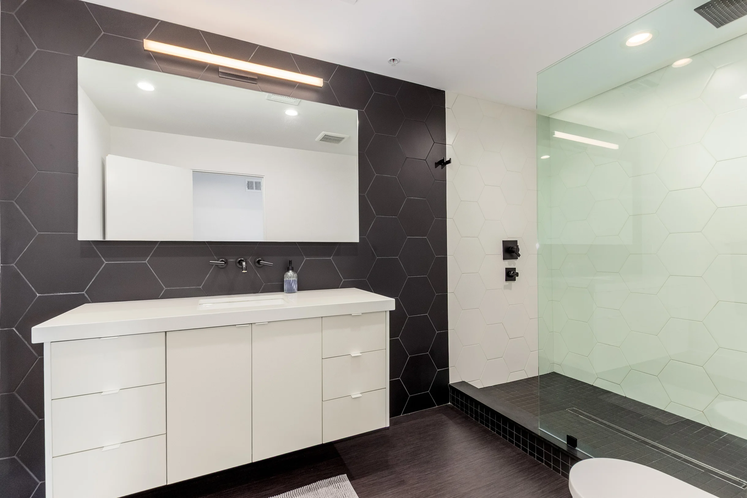 Manor on Valle Vista #210