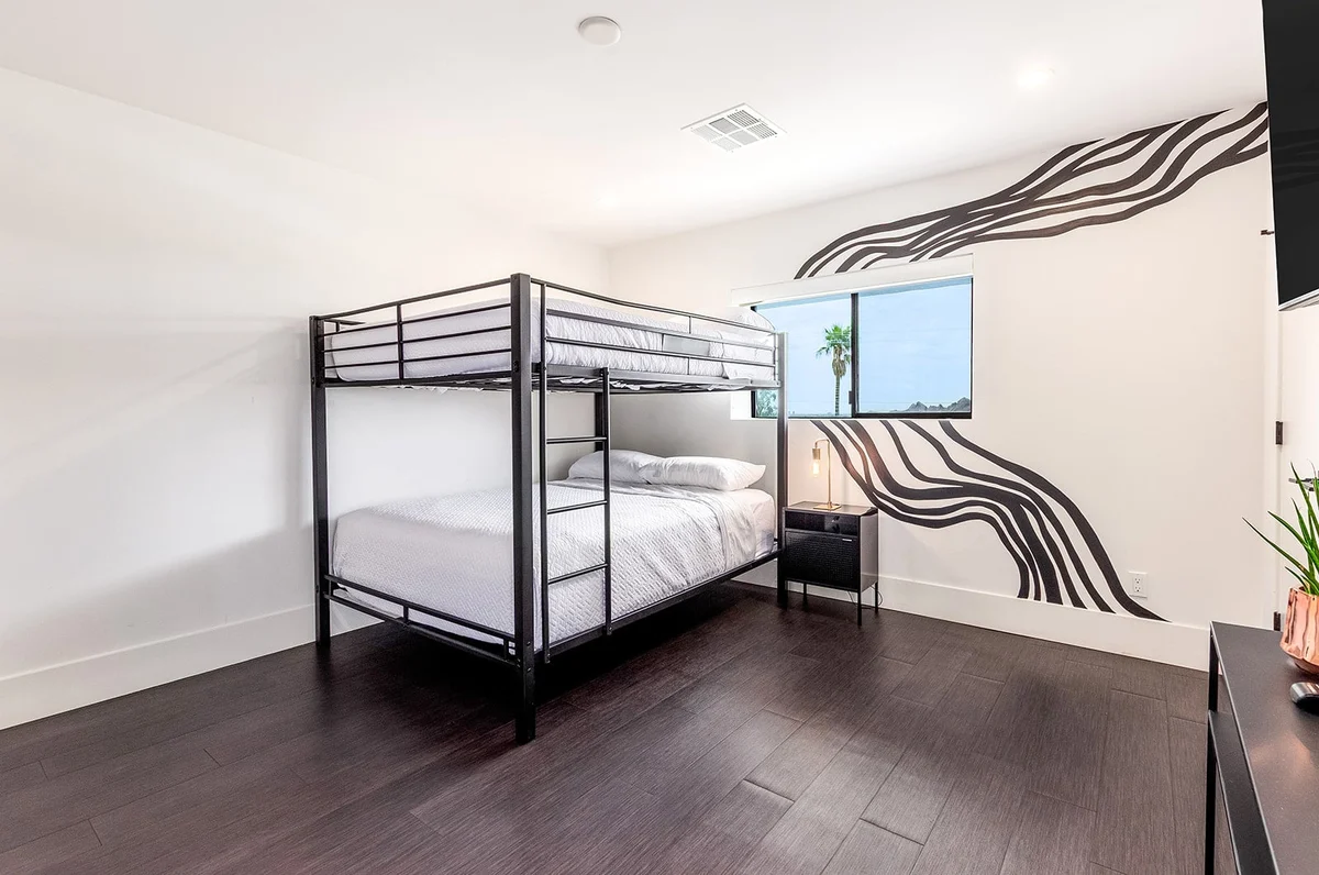 Manor on Valle Vista #177