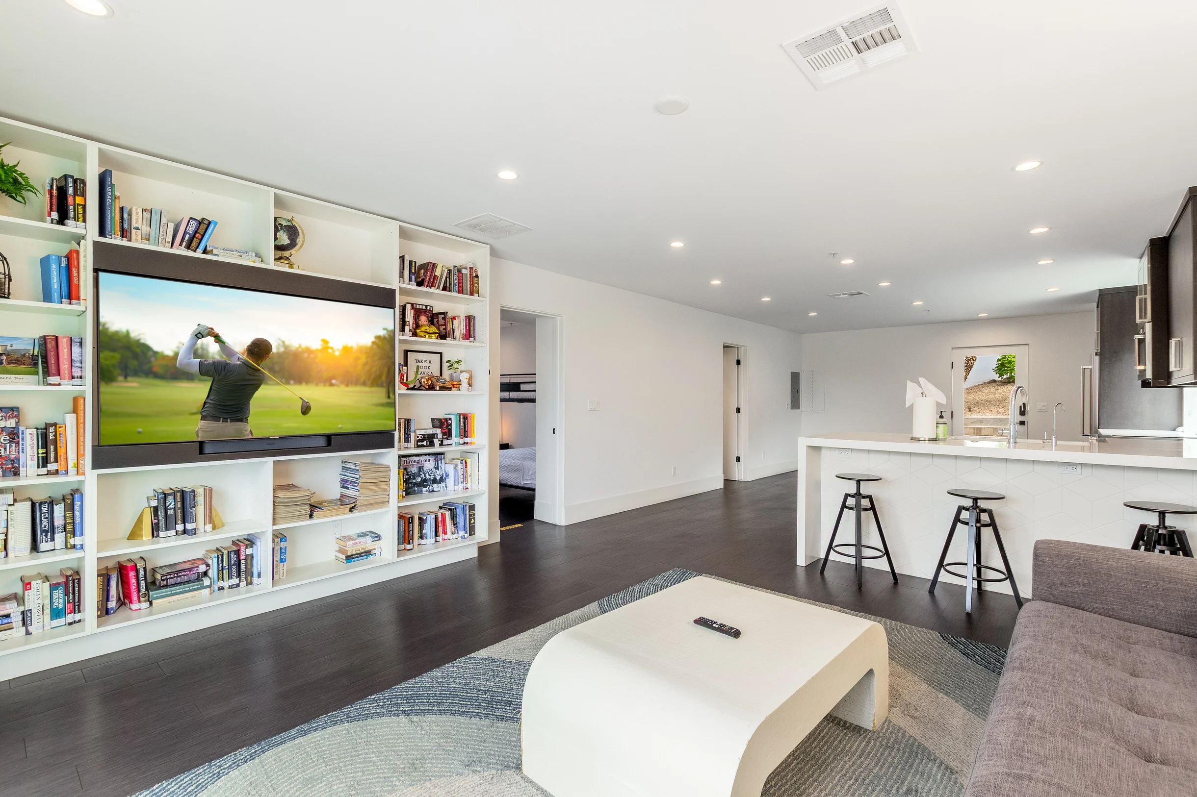Manor on Valle Vista #175