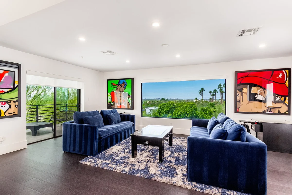 Manor on Valle Vista #157