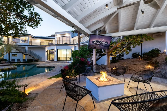 Manor on Valle Vista #246