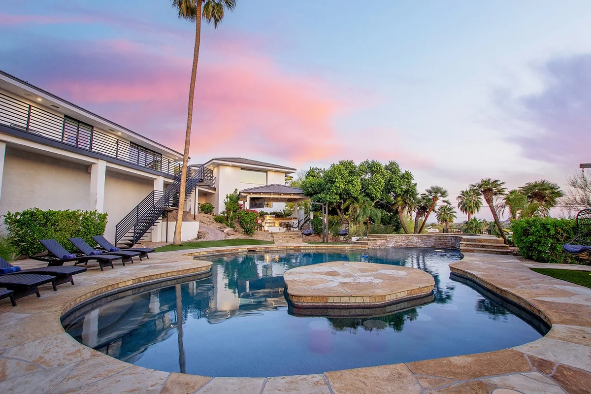 Manor on Valle Vista #221