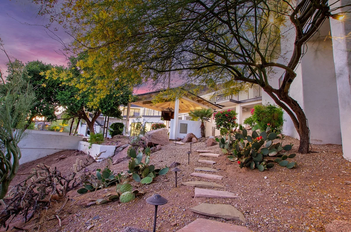 Manor on Valle Vista #229