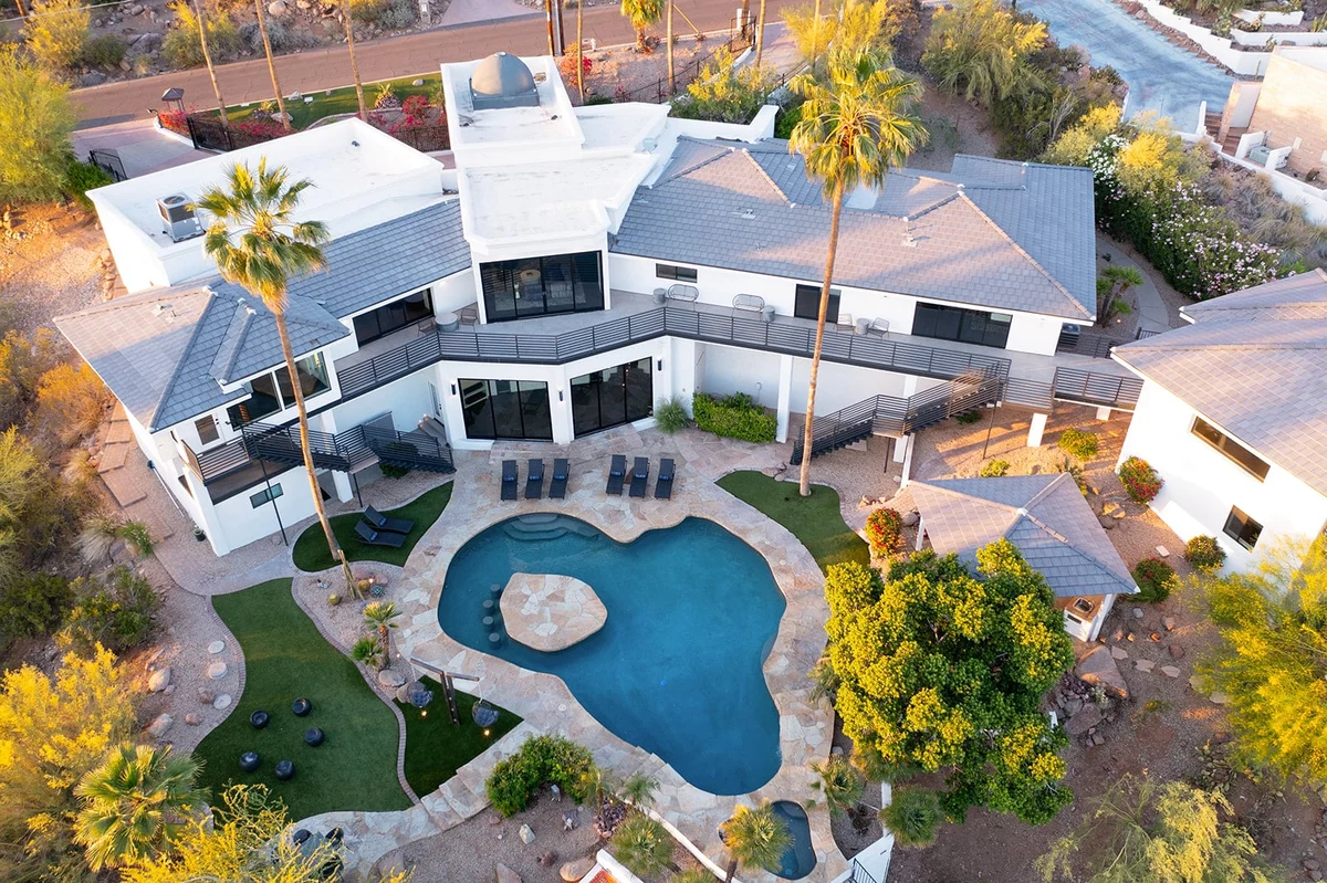 Manor on Valle Vista #252