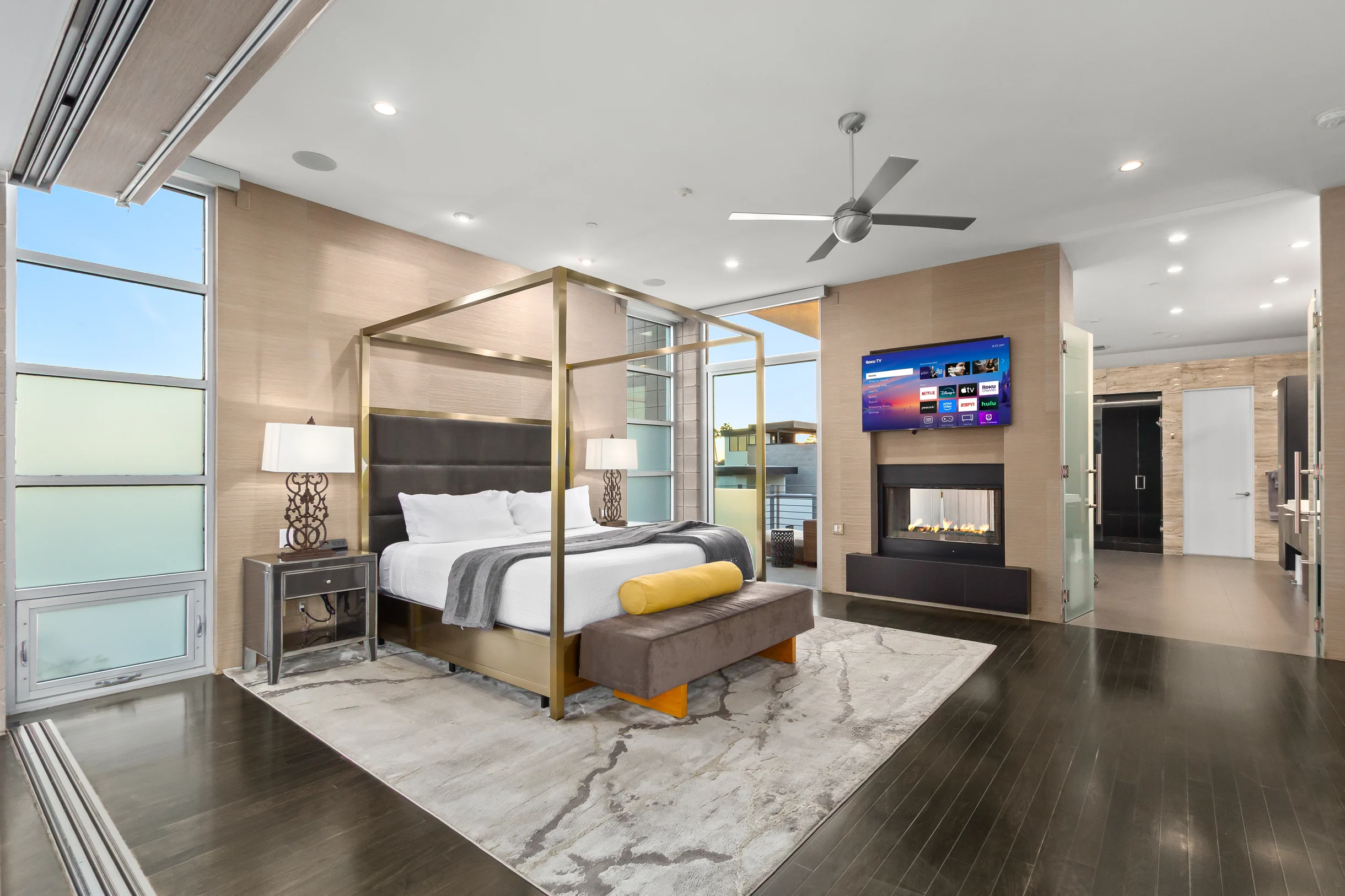 The George #224