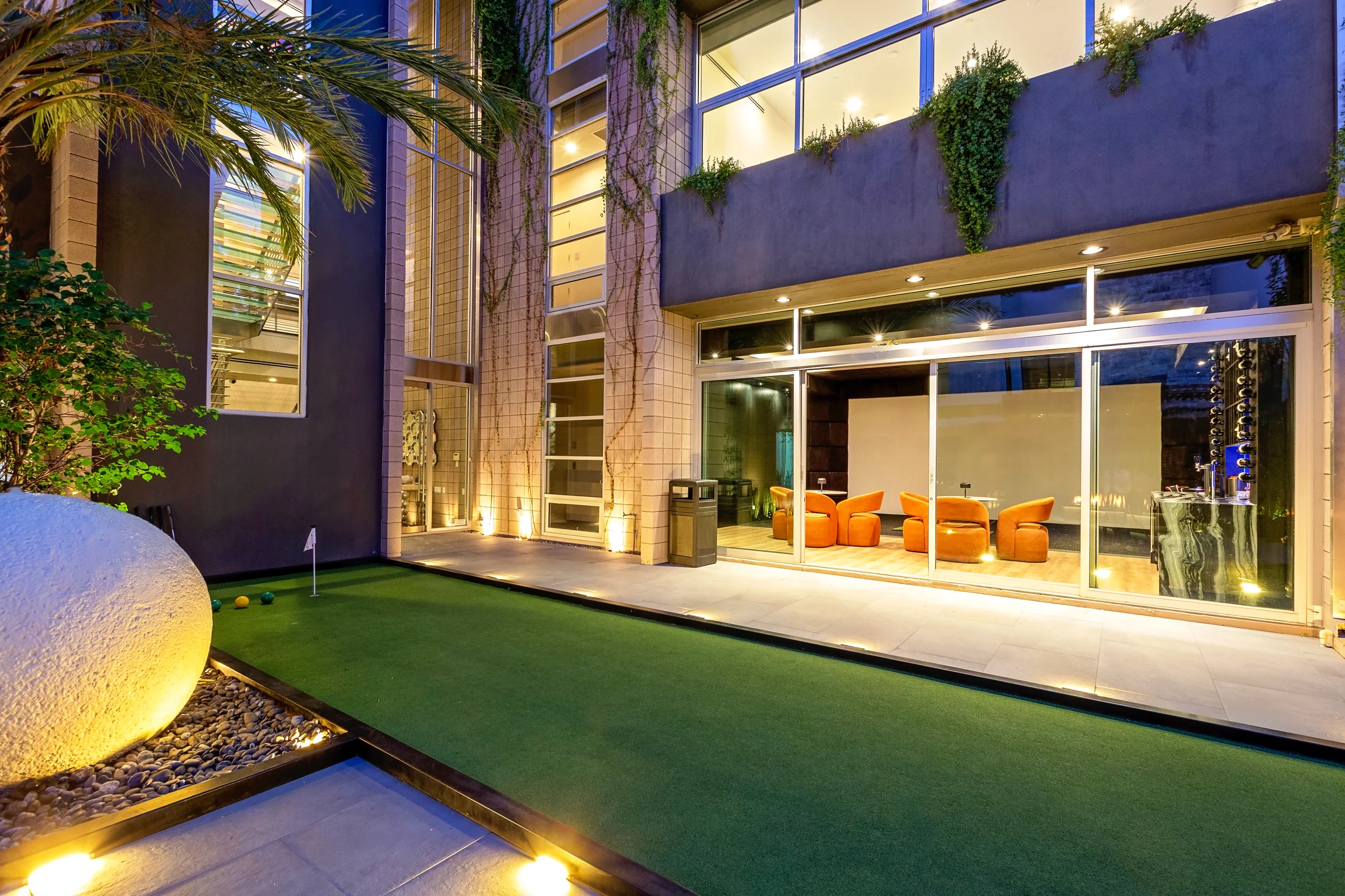 The George #215