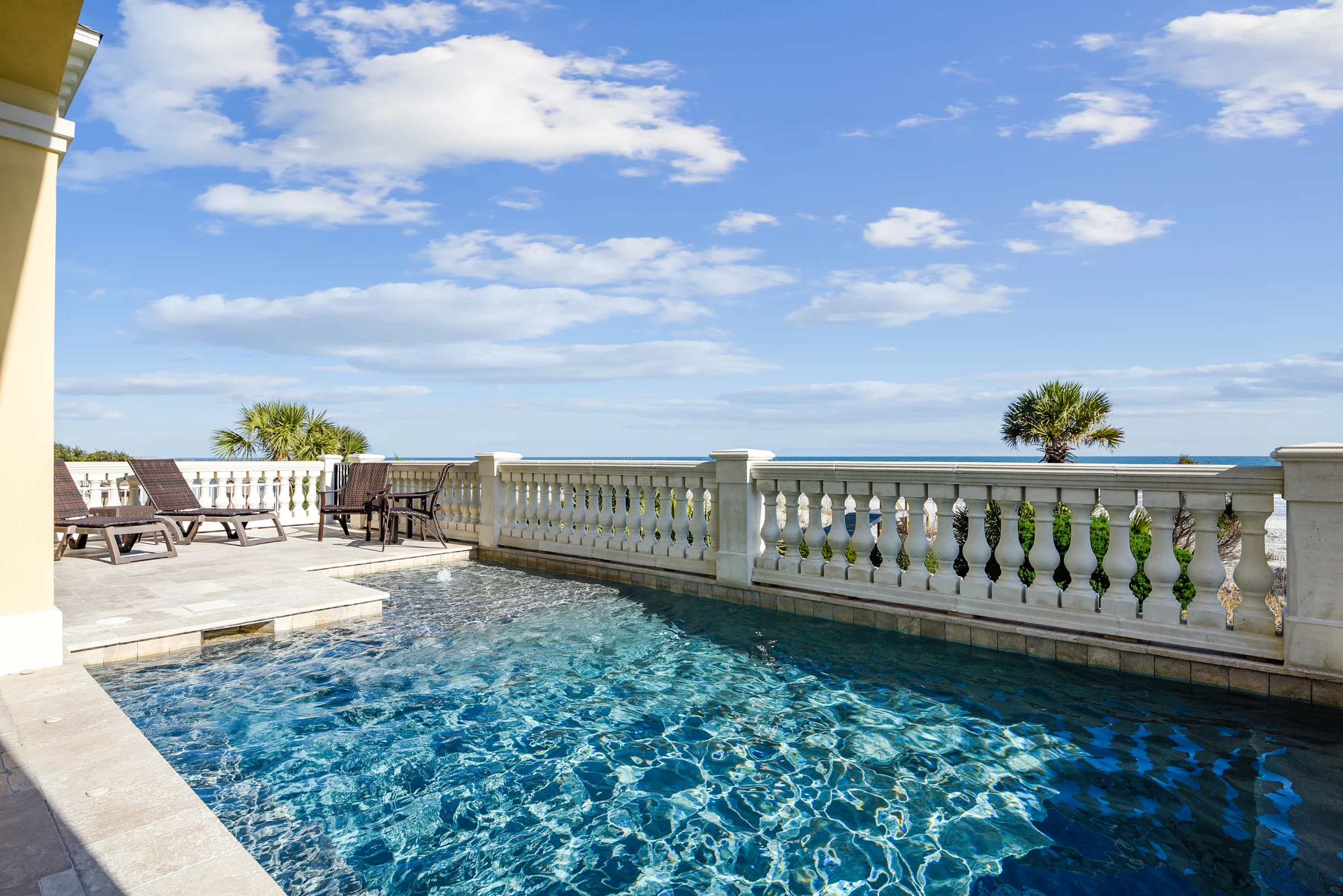 31 Singleton Beach Place #102