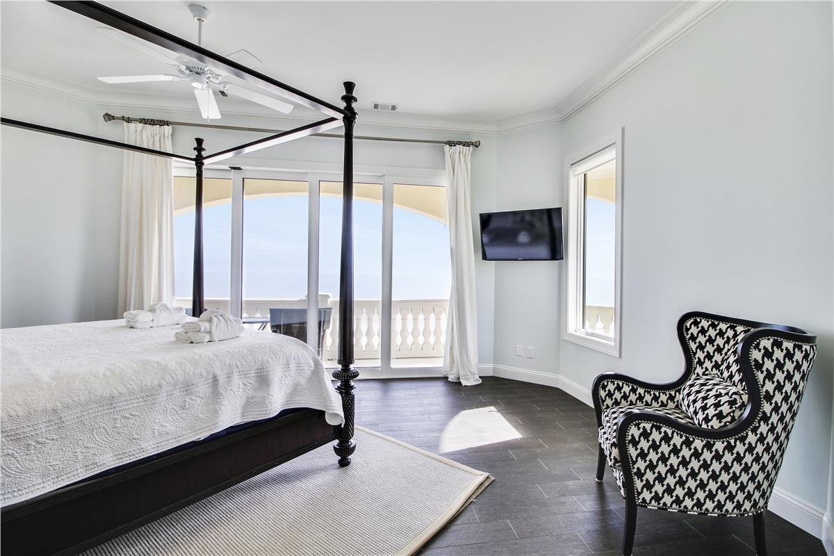 31 Singleton Beach Place #86