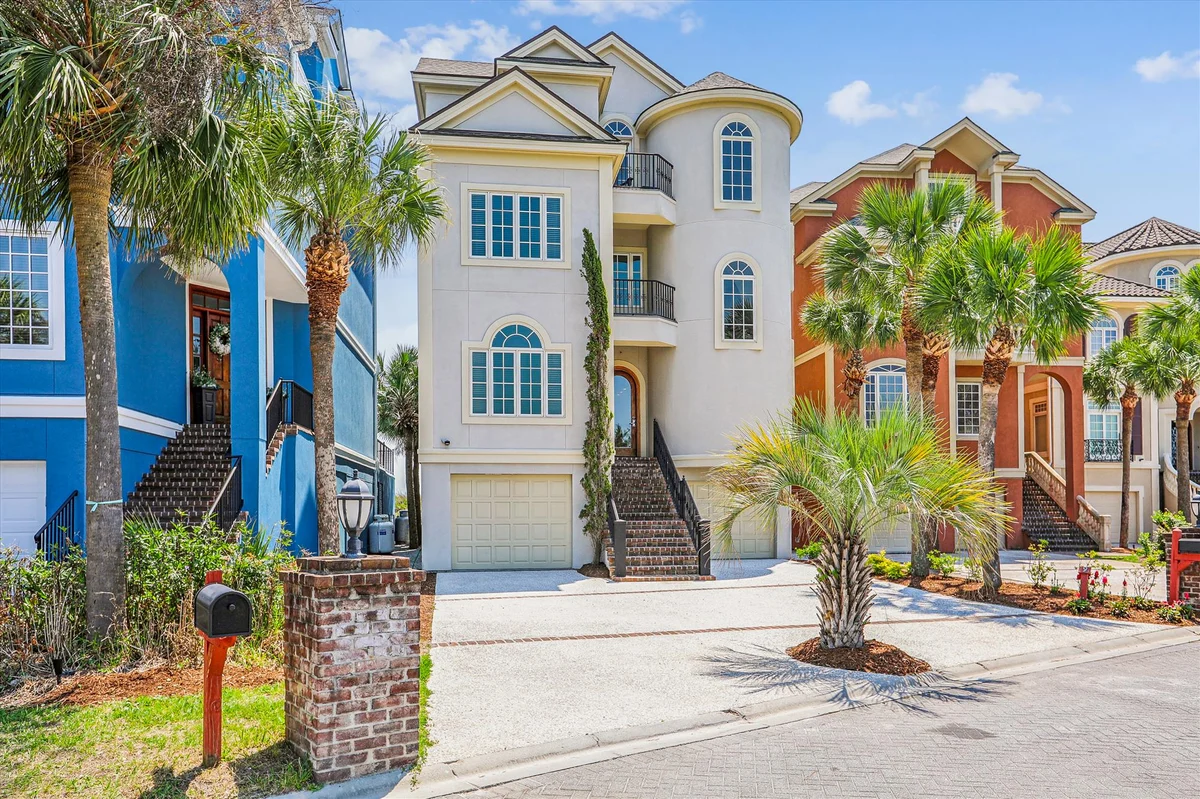 9 Singleton Beach Place #111