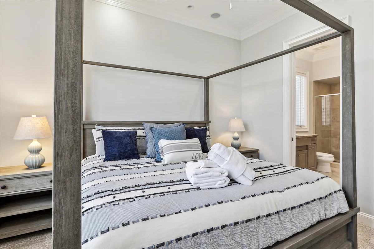 9 Singleton Beach Place #64