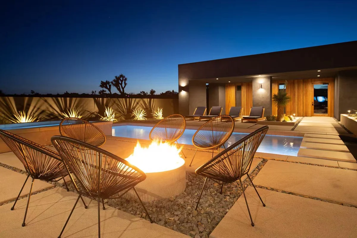 Warren Vista 2 - Black C-House #48