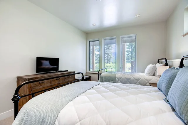 Sunrise Ski Haus #100